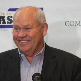 Former Tennessee Coach Phillip Fulmer Speaks at LAUNCH Fundraiser