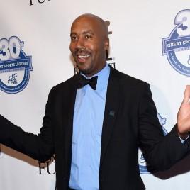 Three-Time NBA Champion Bruce Bowen Speaks at Cal State Fullerton Basketball Fundraiser