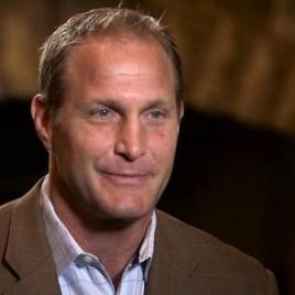 Three-Time Super Bowl Champion Chad Hennings Keynotes Flags for Heroes Ceremony