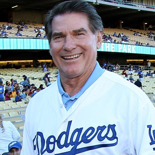 Baseball Great Steve Garvey Visits Lehigh Valley for Thanksgiving Benefit