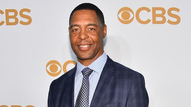 NFL Great Marcus Allen Speaks at Event for Teens in Missouri