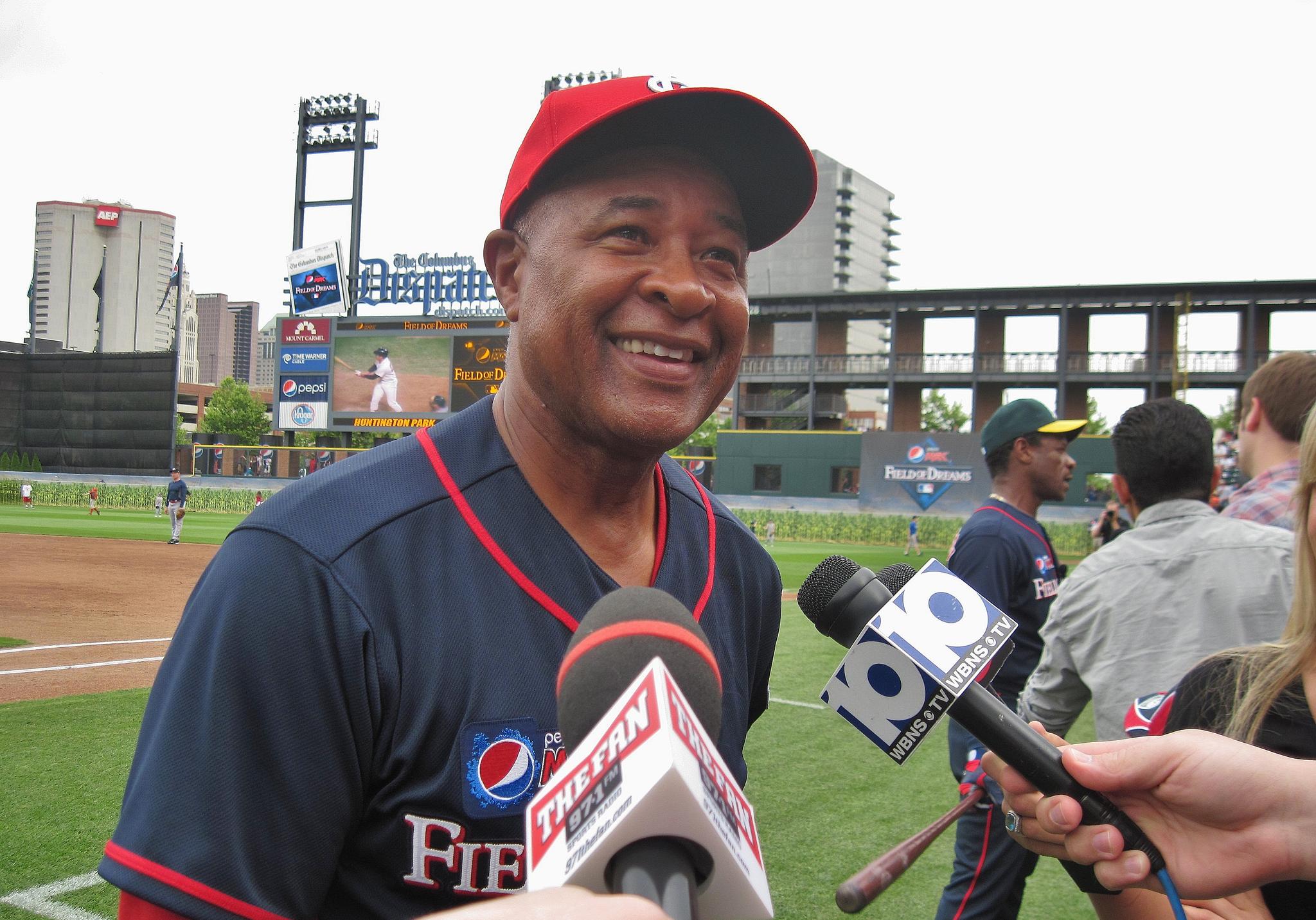 Hall of Fame Shortstop Ozzie Smith Speaks at Event for Black History Month