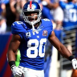 Giants Stars Victor Cruz, Andre Williams, and Ereck Flowers Make Autograph Appearance
