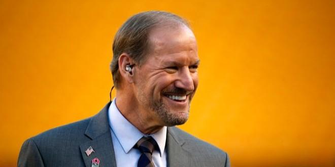 Coaching Legend Bill Cowher Speaks at Duquesne Commencement