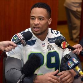 Seattle Safety Earl Thomas Hosts Steaks and Seahawks Charity Dinner