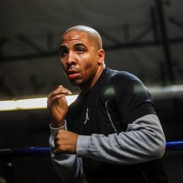 Former Super Middleweight Champion Andre Ward Holds Meet and Greet Back Home in the Bay Area