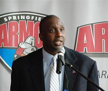 Dee Brown - Professional Sports Motivational Speaker