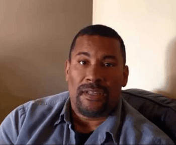 Moe Elewonibi - Professional Sports Motivational Speaker