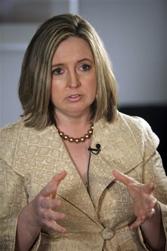 Selena Roberts - Professional Sports Motivational Speaker