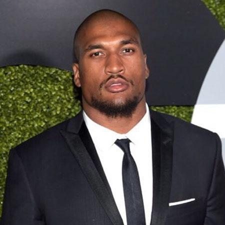 Larry English - Professional Sports Motivational Speaker