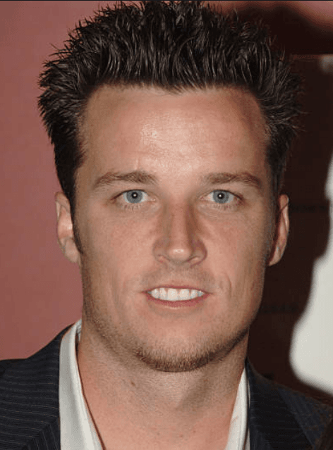 Lawrence Tynes - Professional Sports Motivational Speaker