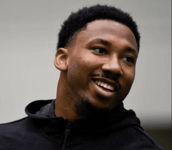 Myles Garrett - Professional Sports Motivational Speaker