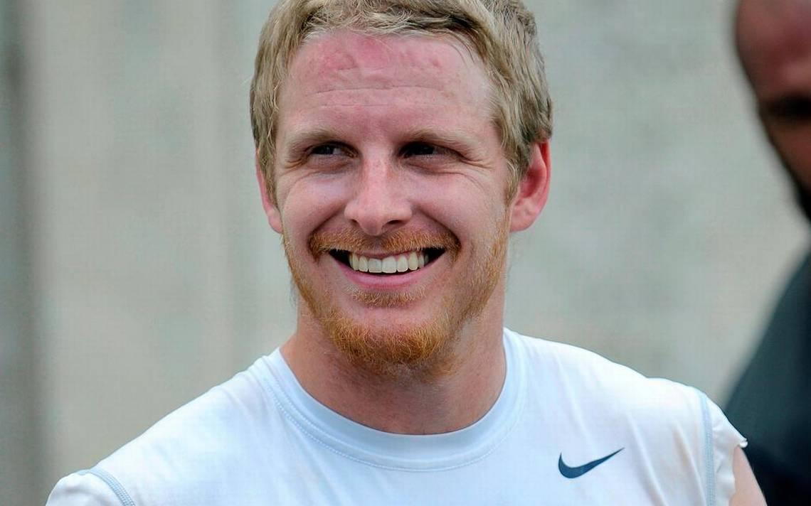 Cole Beasley - Professional Sports Motivational Speaker
