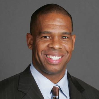 Hubert Davis - Professional Sports Motivational Speaker