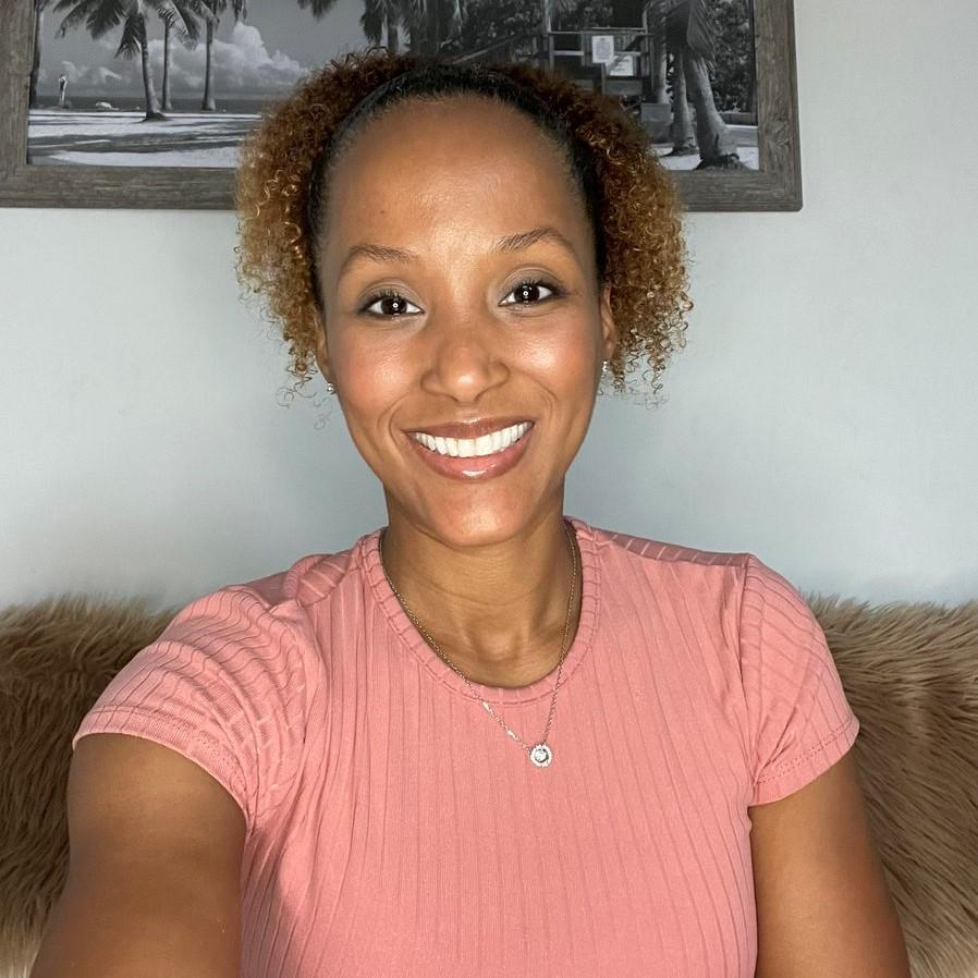 Annia Hatch - Professional Sports Motivational Speaker