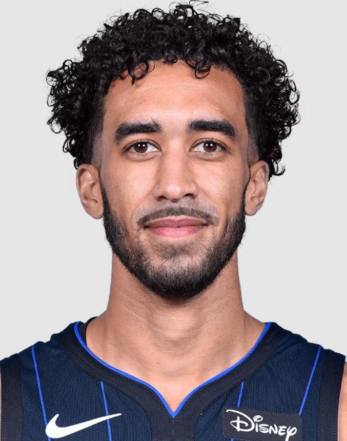 Trevelin Queen - Professional Sports Motivational Speaker