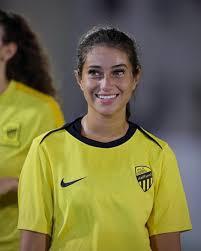 Farah Jefry - Professional Sports Motivational Speaker