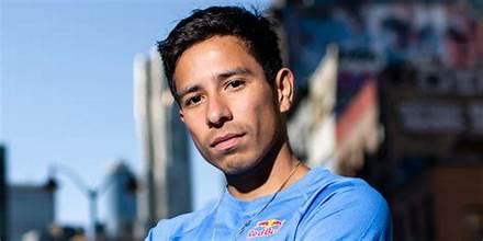 Victor Montalvo - Professional Sports Motivational Speaker