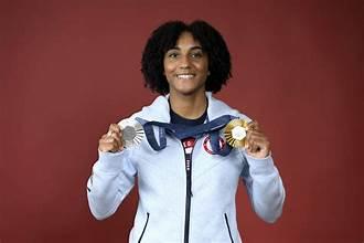 Lauren Scruggs - Professional Sports Motivational Speaker