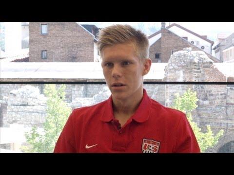 Video 4 - Aron Johannsson