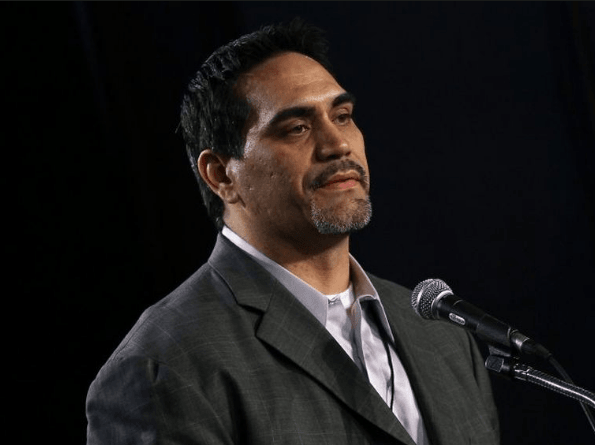 Kevin Mawae - Professional Sports Motivational Speaker