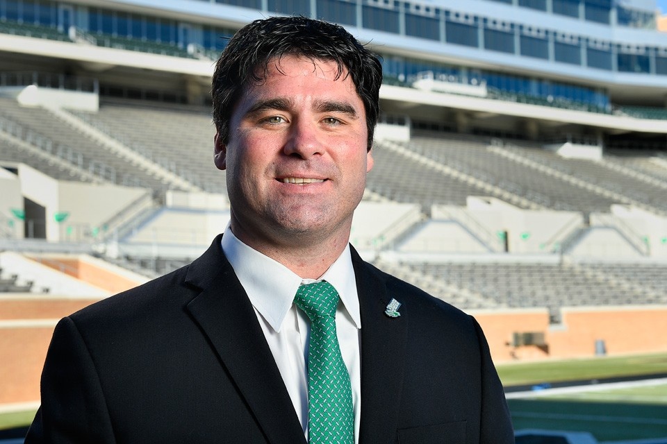 Seth Littrell - Motivational Sports Speaker