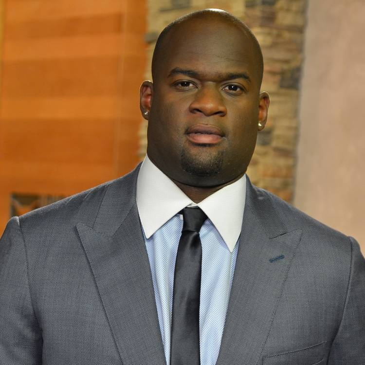 Vince Young - Motivational Sports Speaker