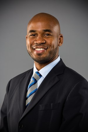 Shaheen Holloway - Motivational Sports Speaker