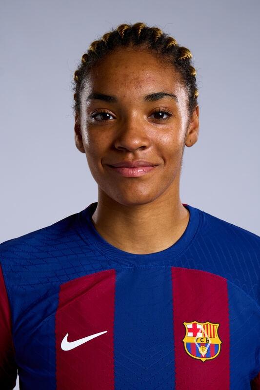 Salma Paralluelo - Motivational Sports Speaker