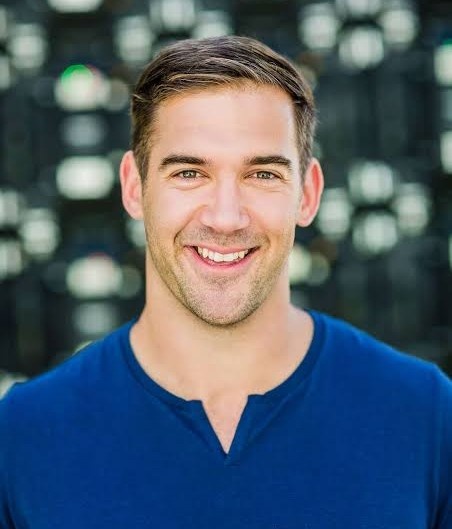 Lewis Howes - Motivational Sports Speaker