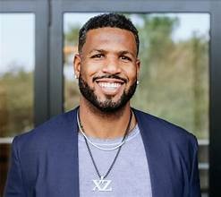 Xavier Scruggs - Motivational Sports Speaker