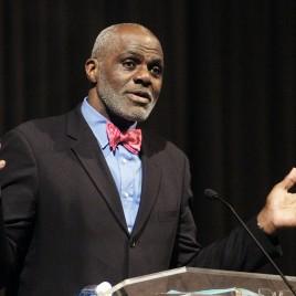 NFL Hall of Famer Alan Page Keynotes September’s Siouxland Chamber of Commerce Annual Dinner