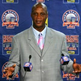 Former Major League All-Star Darryl Strawberry Speaks at HLG Booster Banquet