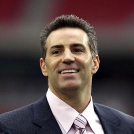 Super Bowl Winning Quarterback Kurt Warner Leads Charity Coat Drive in St. Louis