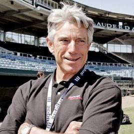 Former Major League Manager Buck Martinez Speaks at Okotoks Dawgs Fundraising Dinner January 28th