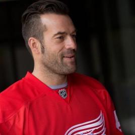Ex-NHL Star Todd Bertuzzi Visits High School to Speak About Dangers of Prescription Drugs