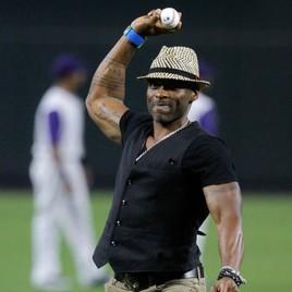 Former Baseball Star Reggie Sanders Speaks at Loris Chamber of Commerce Awards Banquet