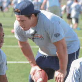 Texans Linebacker Brian Cushing Hosts Youth Camp Outside of Houston This Weekend