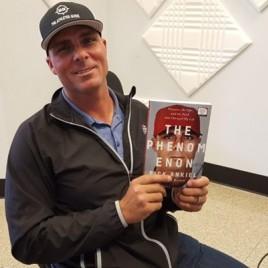 Former Baseball Star Rick Ankiel Makes St. Louis Book Signing Appearances