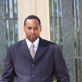 Ex-NBA Player Derek Anderson Speaks at the Kentucky Derby Festival Basketball Classic