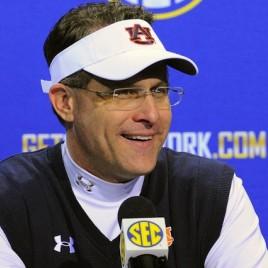 Tigers Football Coach Gus Malzahn Speaks at Lake Martin Auburn Club