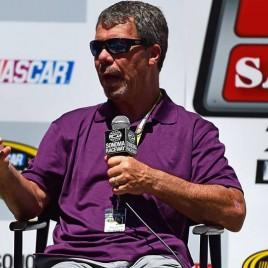 NASCAR Great Ernie Irvan Holds Autograph Signing In Connecticut on Friday