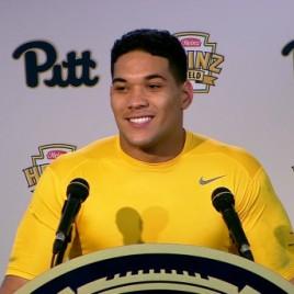 Pittsburgh Steelers Running Back James Conner Holds Area Autograph Signing