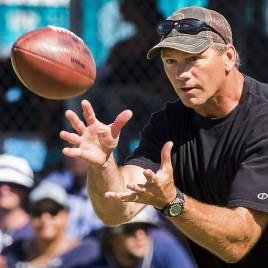 Former Dallas Cowboys Pro Bowler Jay Novacek Speaks at MSU Welcome Back Dinner