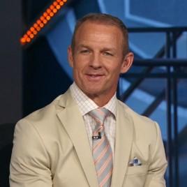 Former NFL Running Back Merril Hoge Speaks at the Lou Holtz/Upper Ohio Valley Hall of Fame Induction Next Year