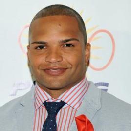 Former NFL Fullback and Activist Brendon Ayanbadejo Appears on American Ninja Warrior