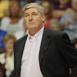 Former Detroit Pistons Standout Bill Laimbeer Speaks at YMCA Fundraiser