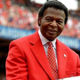 Hall of Famer Lou Brock Makes Appearance at Autograph Signing