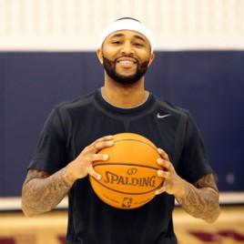 Former NBA Standout Mo Williams Speaks at Mississippi Basketball Awards Luncheon in March