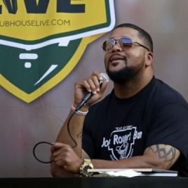 Green Bay Packers Great Gilbert Brown Speaks at PTA Banquet Monday